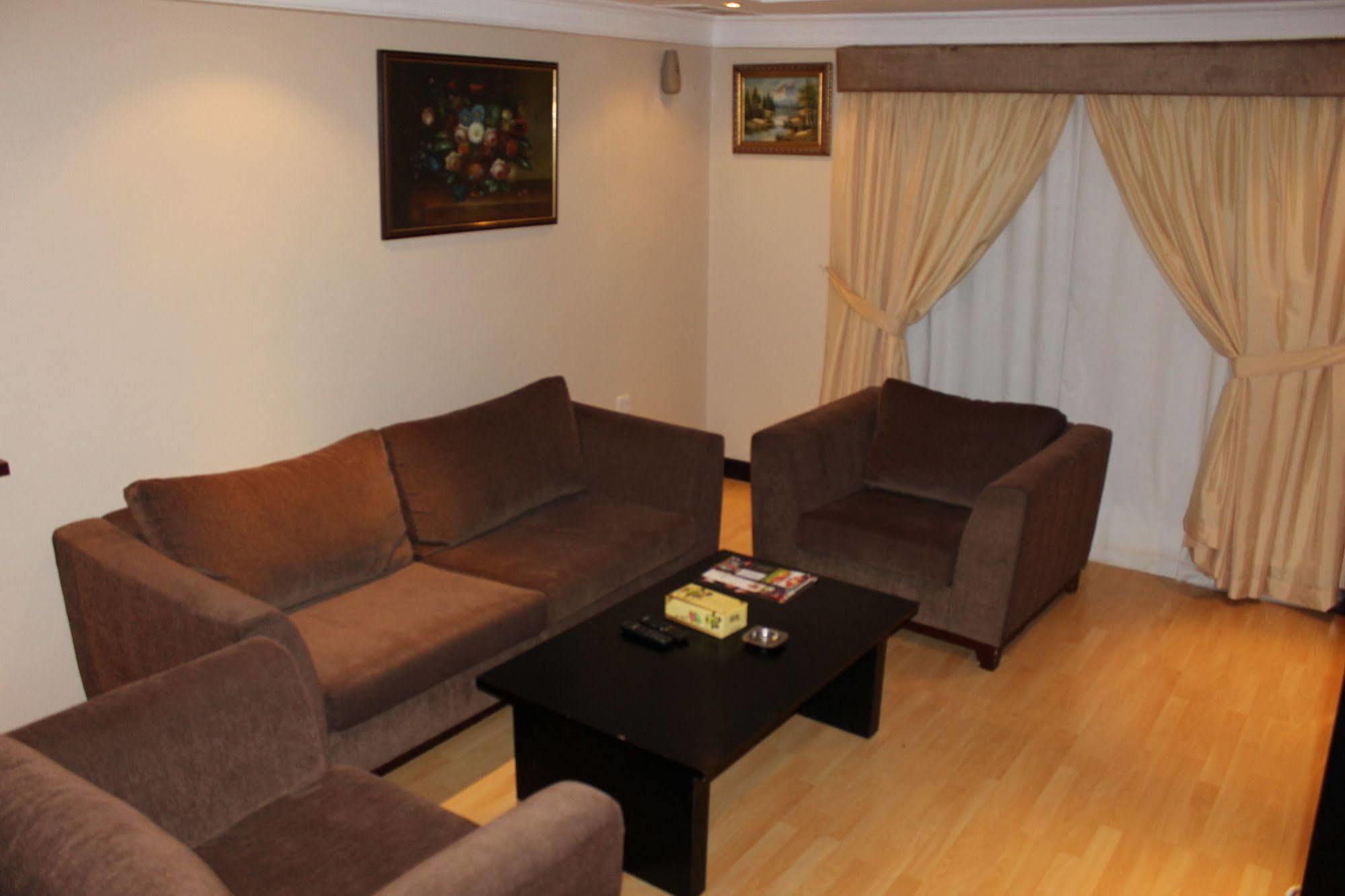 Terrace Furnished Apartments- Fintas1 Kuwait City Ngoại thất bức ảnh