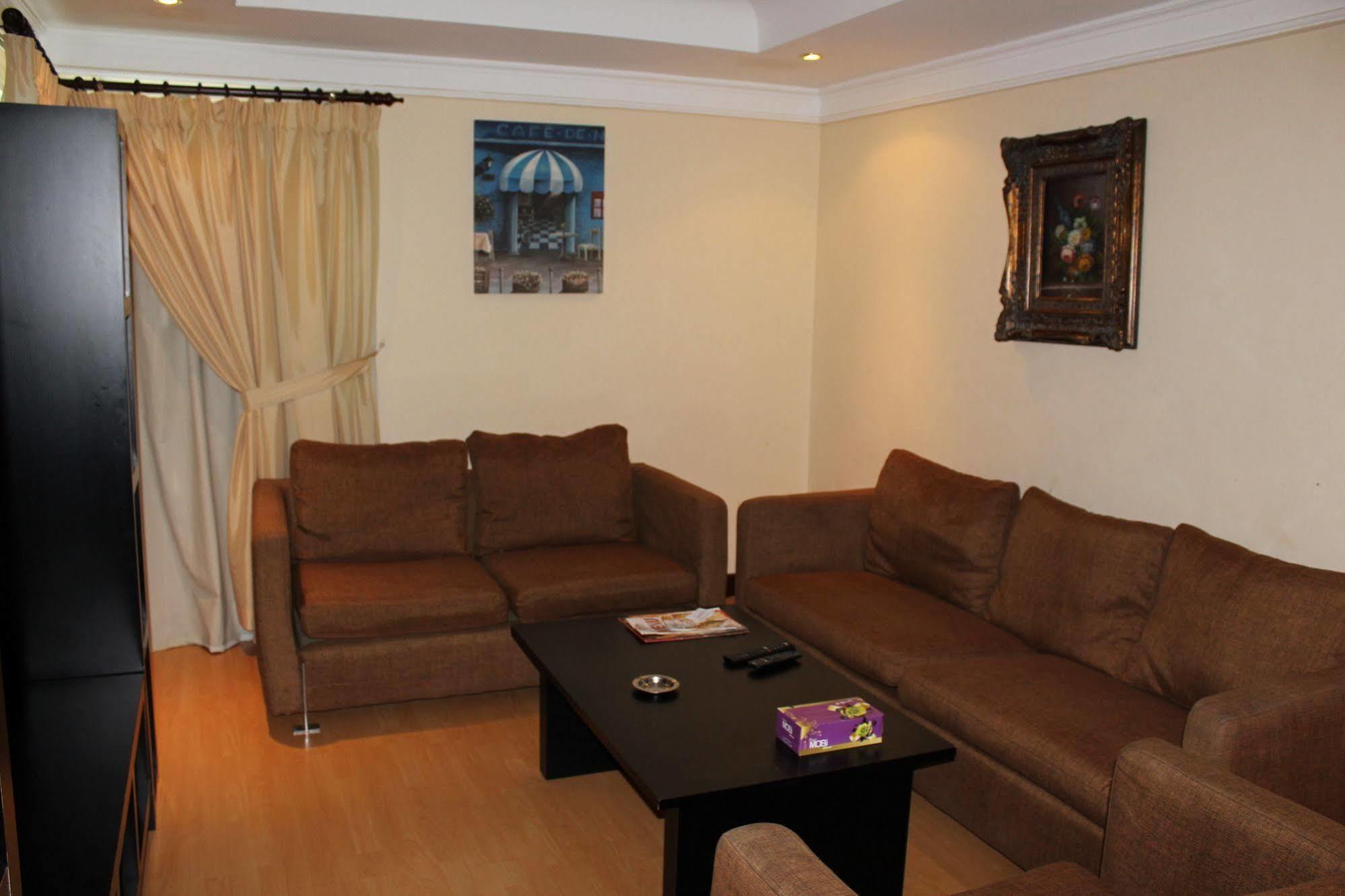 Terrace Furnished Apartments- Fintas1 Kuwait City Ngoại thất bức ảnh